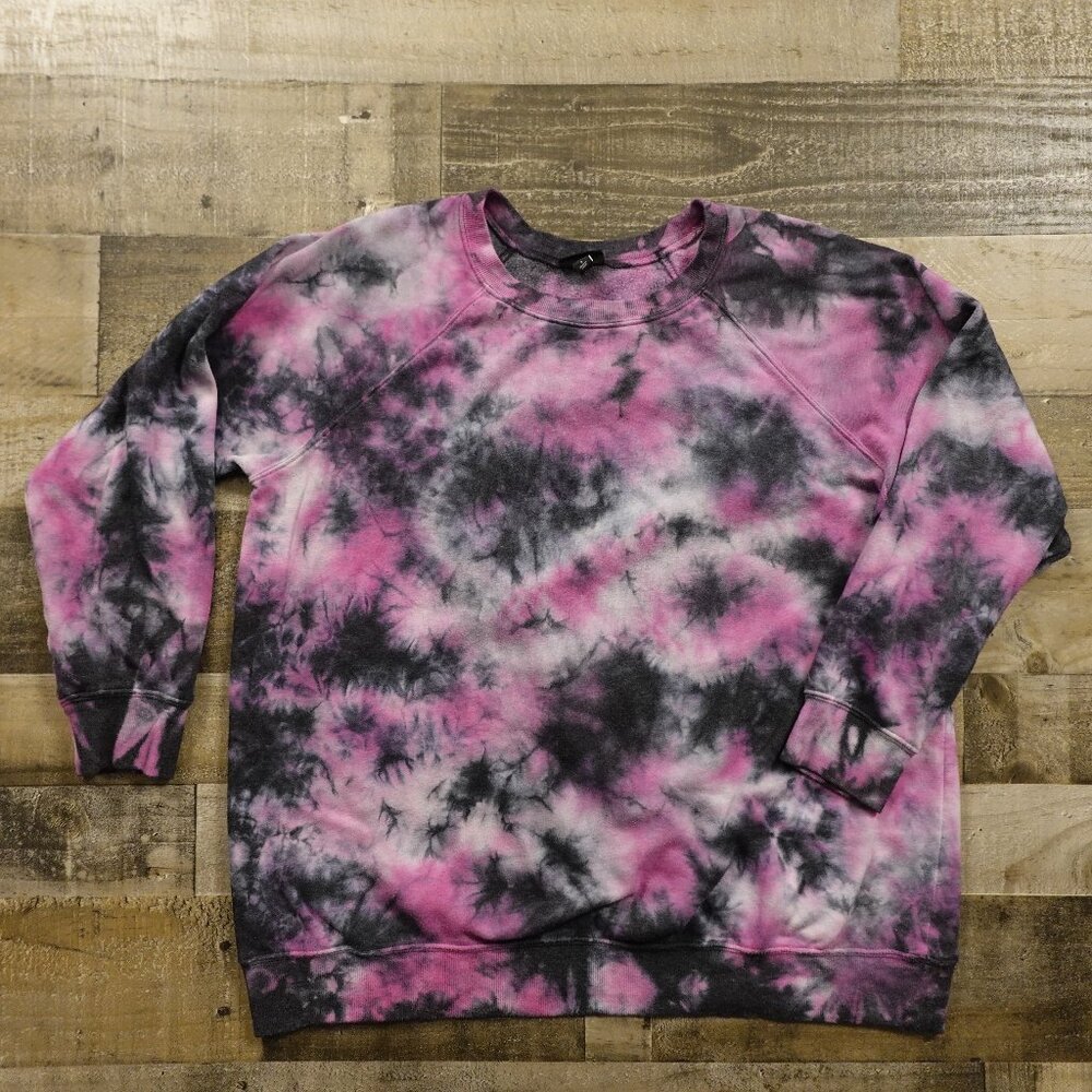 Torrid Tie Dye Sweatshirt Women’s‎ Size 1 Pink Black Pullover Cozy